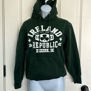 Ireland green hoodie sweatshirt size XS.  Perfect for at Patrick’s day